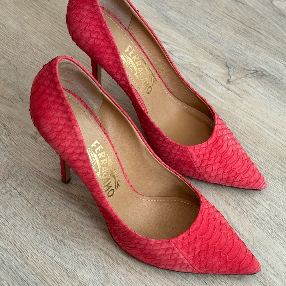 Red Salvatore Ferragamo Suede Snake Skin Heels - Size 9